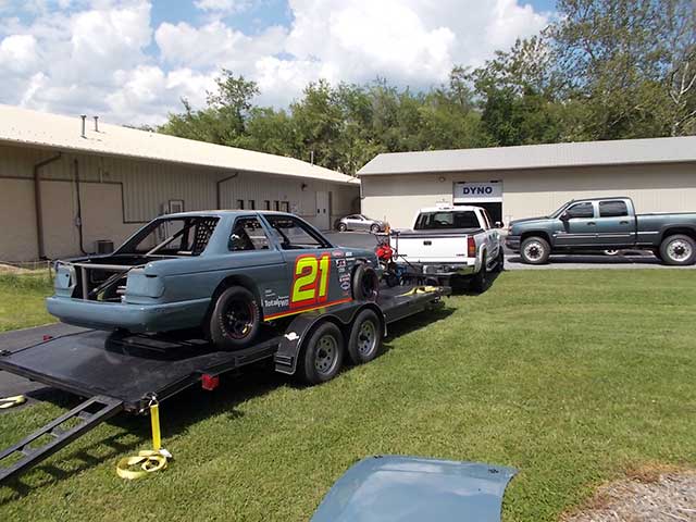 unloading car for dyno